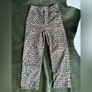 Levi’s Leopard Corduroy pants size 29 straight